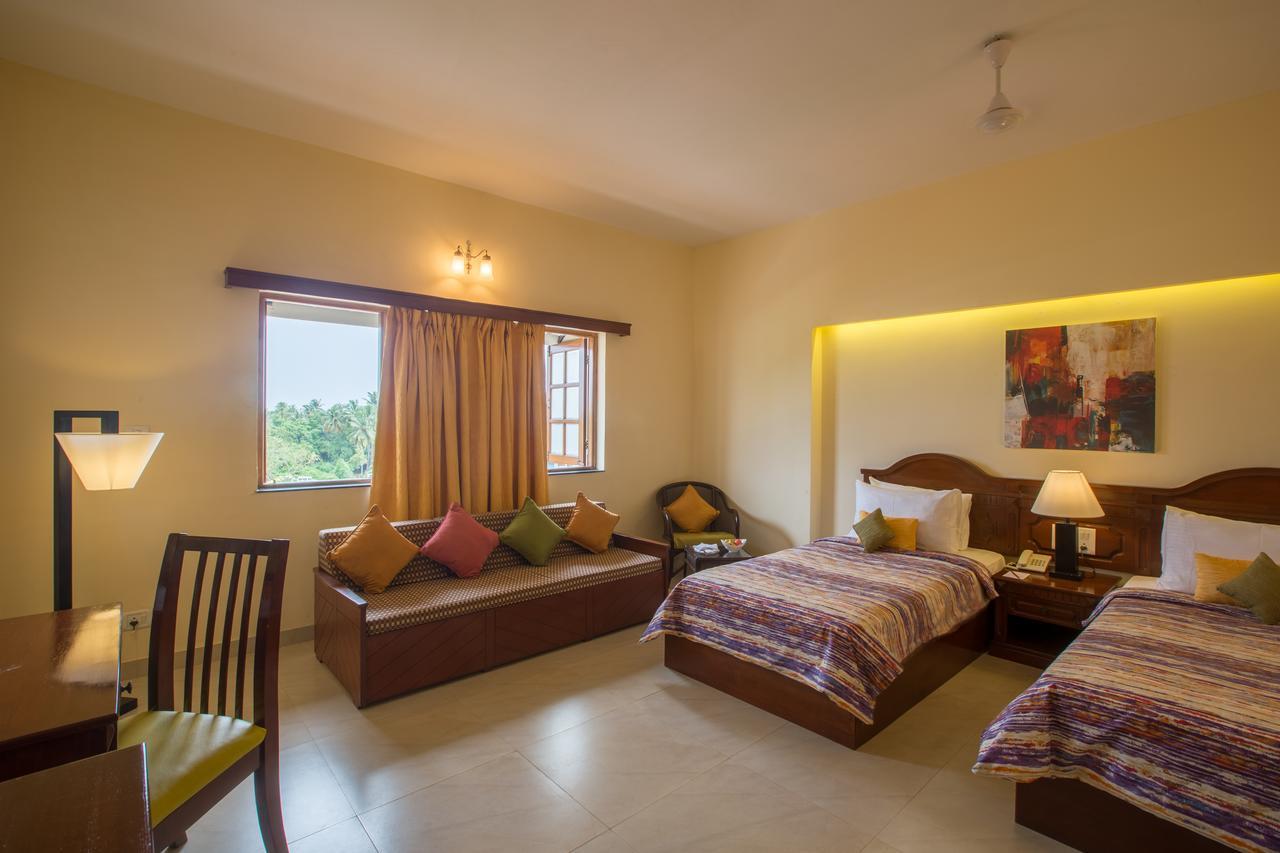 Viva Near Railway Station Hotel 4*