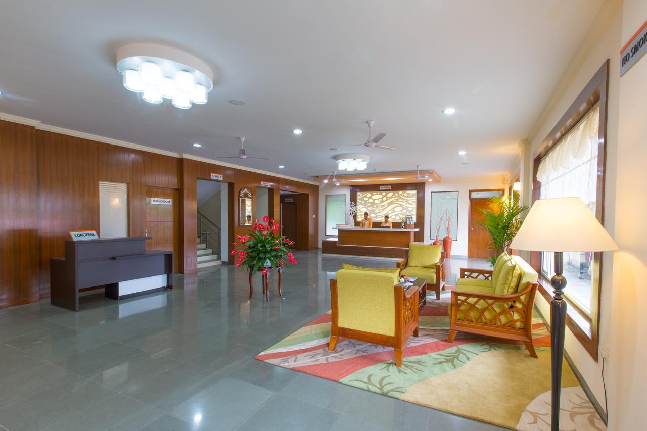 Hotel Viva Near Railway Station