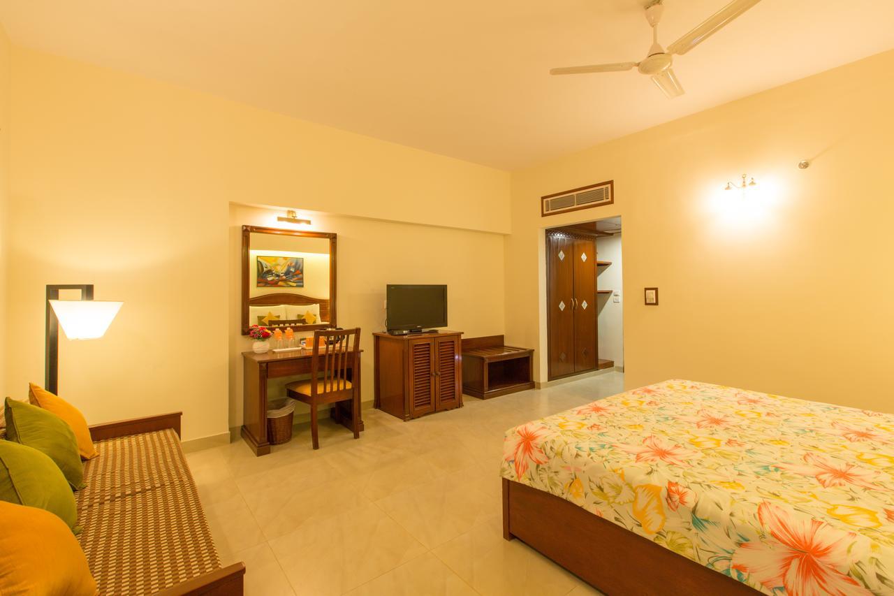 Viva Near Railway Station 4*
